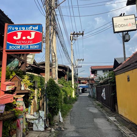 JJ Guesthouse Chiang Mai Extérieur photo