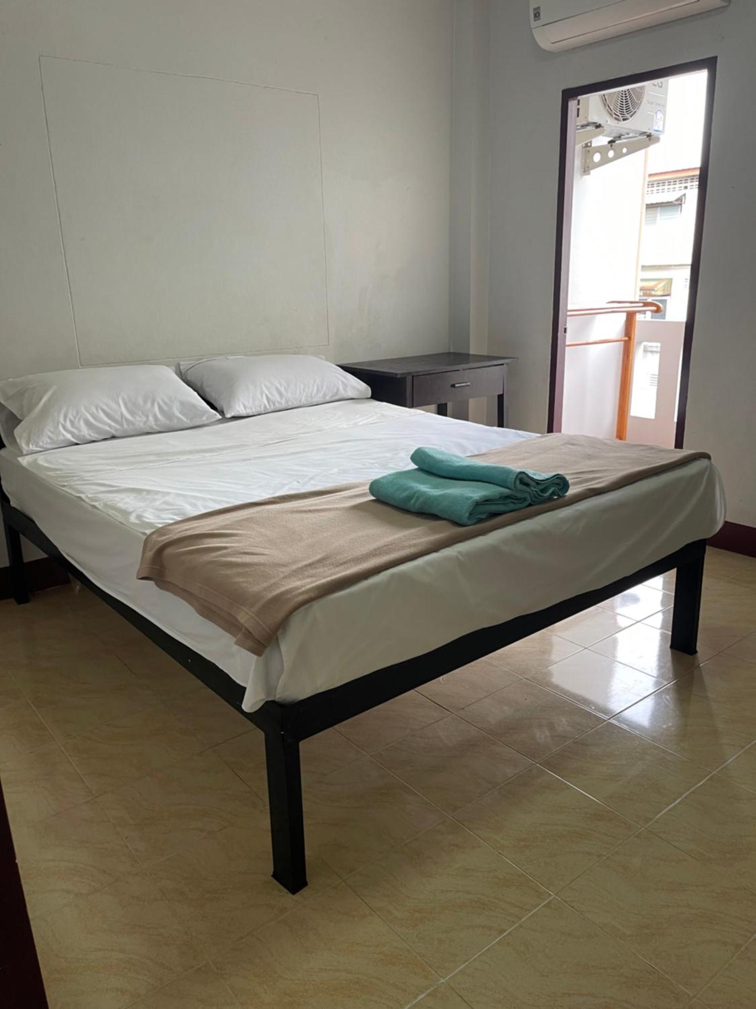 JJ Guesthouse Chiang Mai Extérieur photo