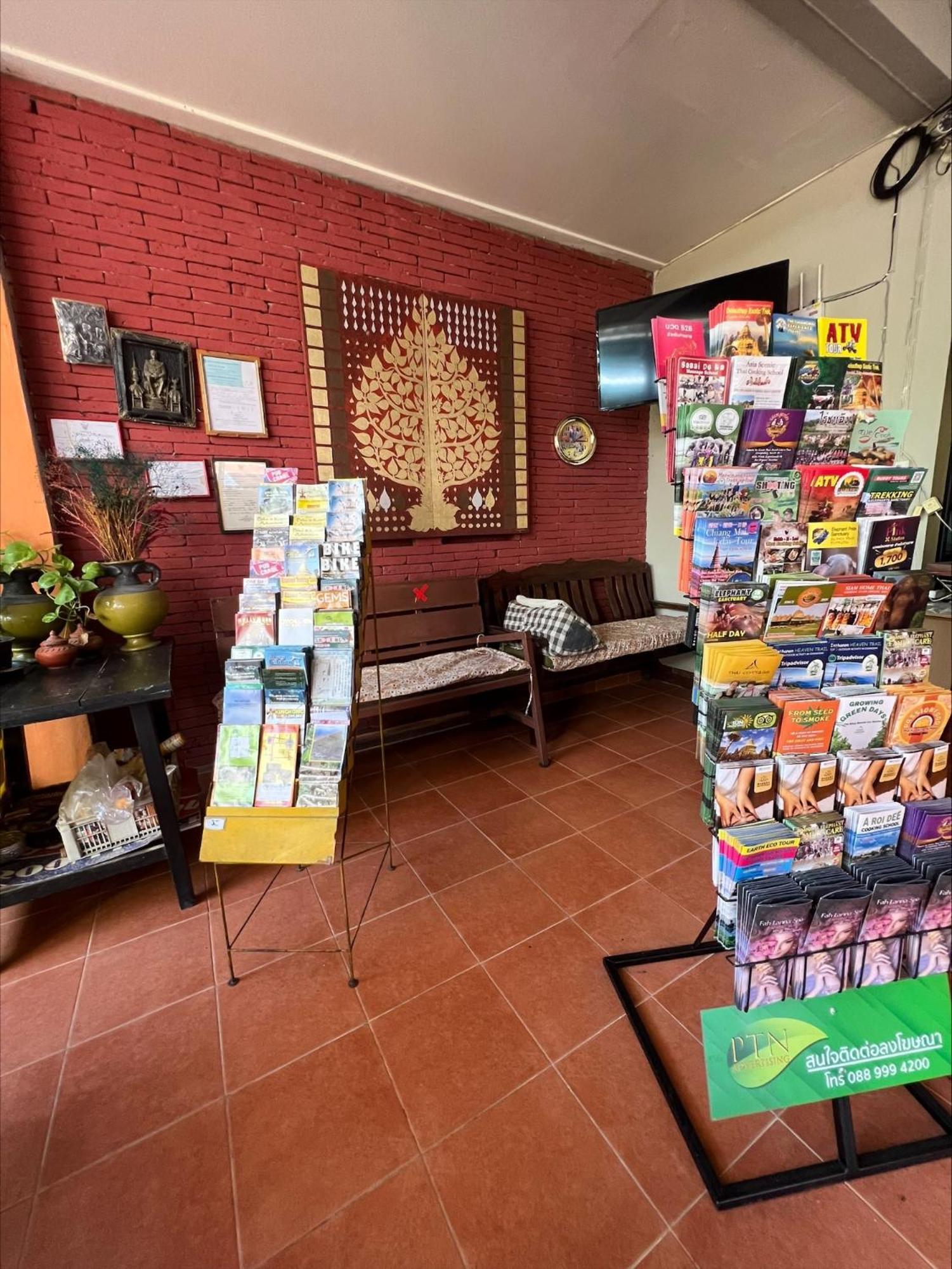 JJ Guesthouse Chiang Mai Extérieur photo